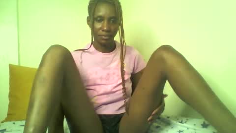 Snapshot of shipeta2 chatting on 04/24/26, 03:36 detiefmagdalina2026 online show from 04/24/26, 03:36