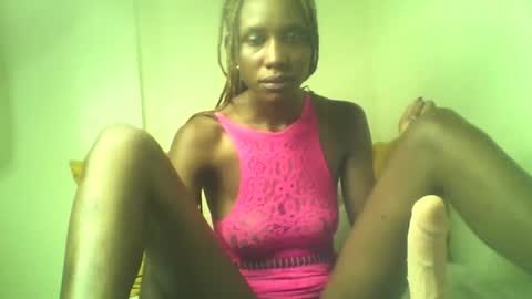 Snapshot of shipeta2 chatting on 05/04/26, 02:18 detiefmagdalina2026 online show from 05/04/26, 02:18