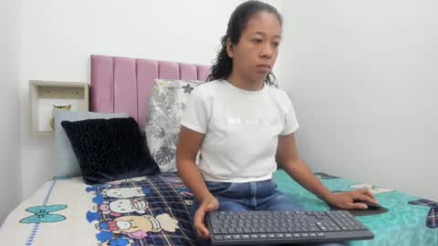 shira_sexylove online show from 02/06/25, 10:59