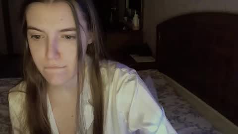 Snapshot of shiraha___rafieru chatting on 11/04/25, 09:58 shiraha___rafieru online show from 11/04/25, 09:58