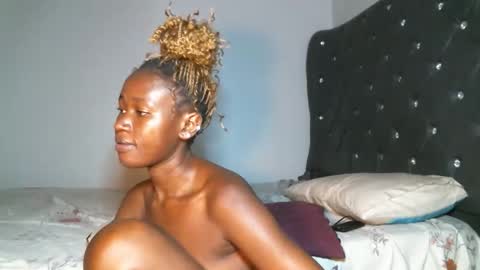 Snapshot of shiro254 chatting on 12/15/25, 05:34 Shi-ro online show from 12/15/25, 05:34