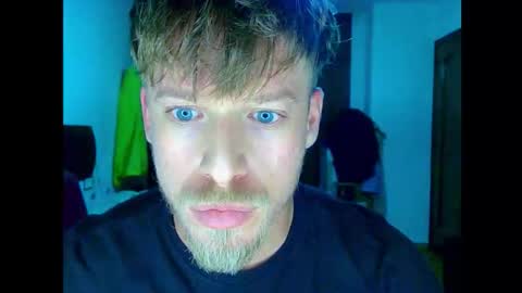 Cick Goreskin online show from 12/02/25, 03:23