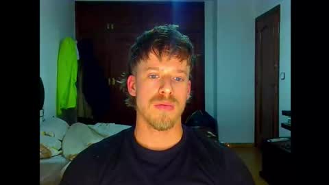 Cick Goreskin online show from 12/18/25, 02:39