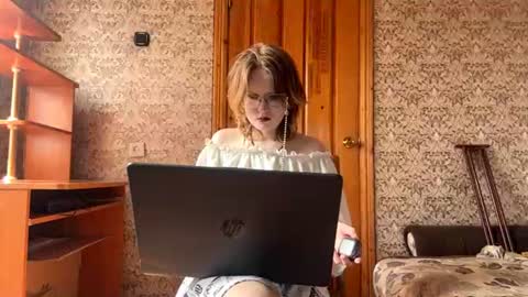 Snapshot of shizuefalis chatting on 07/22/26, 08:06 Charlotte online show from 07/22/26, 08:06