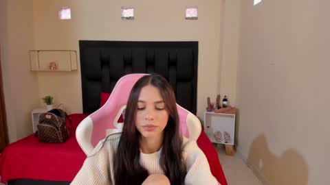  kendal  online show from 01/16/25, 01:47