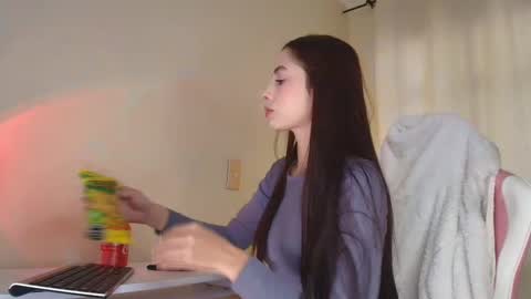  kendal  online show from 10/14/25, 05:03