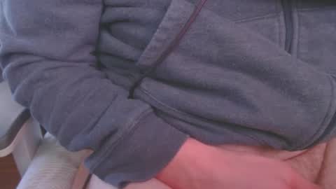 Snapshot of shocks153 chatting on 01/21/25, 11:34 shocks153 online show from 01/21/25, 11:34