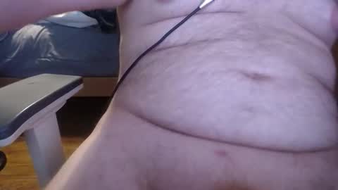 Snapshot of shocks153 chatting on 12/17/25, 01:22 shocks153 online show from 12/17/25, 01:22