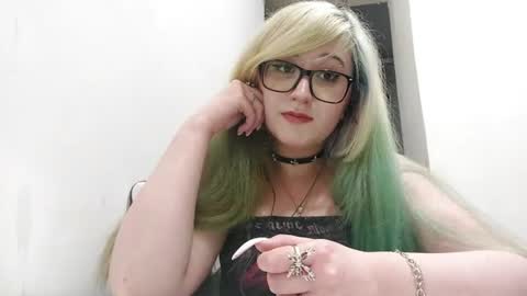Snapshot of shondrapisani chatting on 06/14/26, 11:29 shondrapisani online show from 06/14/26, 11:29