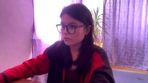 Marie online show from 05/02/26, 01:16