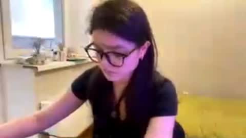 Marie online show from 06/04/26, 02:34