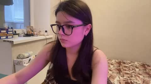 Marie online show from 06/07/26, 02:21