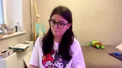 Marie online show from 06/12/26, 02:16