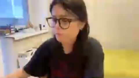 Marie online show from 06/20/26, 02:20