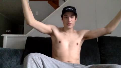 Snapshot of shortiesn40s chatting on 03/12/26, 03:51 shortiesn40s online show from 03/12/26, 03:51