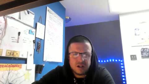 shortmel online show from 05/03/26, 08:48