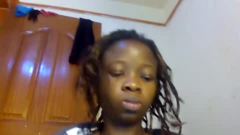 Snapshot of shortnswee254 chatting on 03/30/26, 06:53 shortnswee254 online show from 03/30/26, 06:53