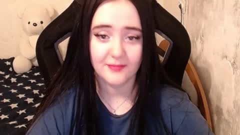 Snapshot of show_for_you chatting on 12/12/24, 09:19 show_for_you online show from 12/12/24, 09:19