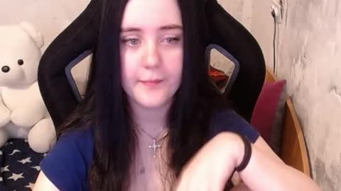 Snapshot of show_for_you chatting on 01/22/25, 11:01 show_for_you online show from 01/22/25, 11:01