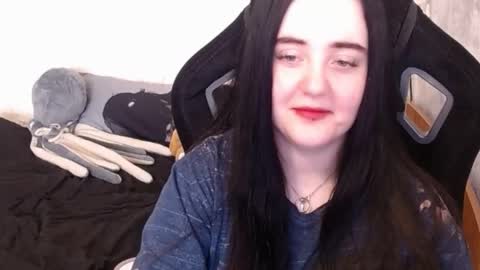 Snapshot of show_for_you chatting on 03/06/25, 08:08 show_for_you online show from 03/06/25, 08:08