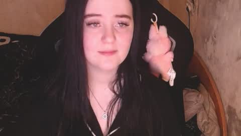 Snapshot of show_for_you chatting on 10/14/25, 02:29 show_for_you online show from 10/14/25, 02:29