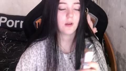 Snapshot of show_for_you chatting on 10/16/25, 07:31 show_for_you online show from 10/16/25, 07:31