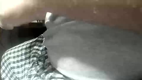 Snapshot of show_off_89 chatting on 10/14/25, 06:42 show_off_89 online show from 10/14/25, 06:42