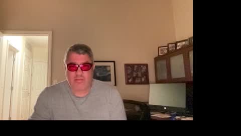 Snapshot of showmet chatting on 03/27/26, 05:02 Chicago Guy online show from 03/27/26, 05:02