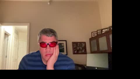 Snapshot of showmet chatting on 03/29/26, 04:45 Chicago Guy online show from 03/29/26, 04:45