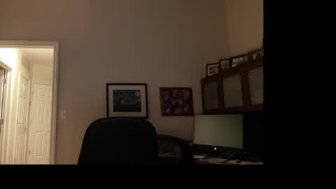 Snapshot of showmet chatting on 04/09/26, 03:28 Chicago Guy online show from 04/09/26, 03:28