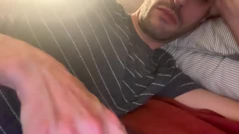 Snapshot of showoffnyc chatting on 03/05/25, 04:24 showoffnyc online show from 03/05/25, 04:24