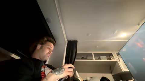 shred4dayz420 online show from 03/17/26, 08:39