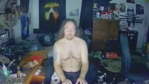 Snapshot of shredmancer chatting on 02/07/25, 12:17 shredmancer online show from 02/07/25, 12:17
