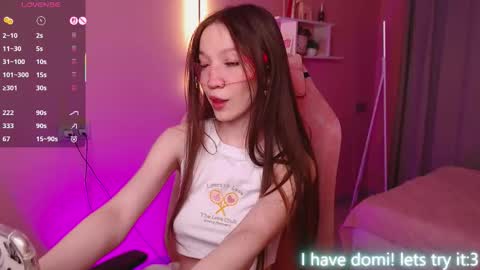 Snapshot of shriya_saran chatting on 02/28/26, 02:07 Neila online show from 02/28/26, 02:07