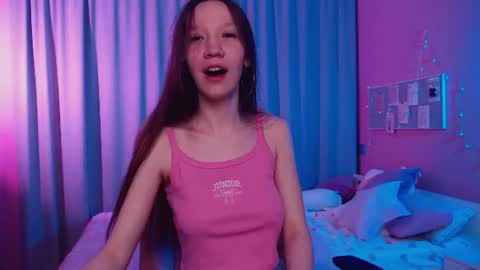 Neila online show from 06/24/26, 04:50