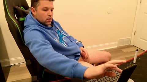 shroom online show from 03/10/25, 07:10