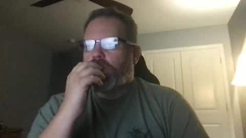 shughes740 online show from 10/30/25, 12:01