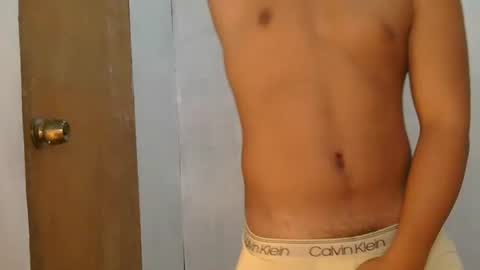 Snapshot of shunks_hottie chatting on 02/17/26, 10:23 kaikai online show from 02/17/26, 10:23