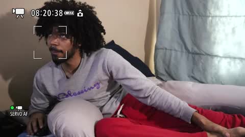 Snapshot of shvrkbxy chatting on 12/15/25, 06:12 shvrkbxy online show from 12/15/25, 06:12