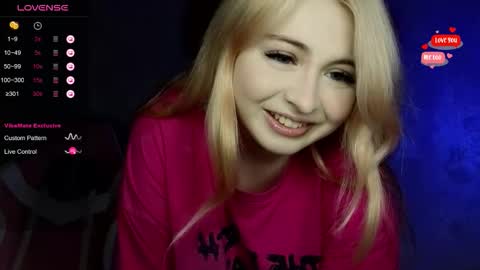 Molly online show from 10/04/25, 06:17