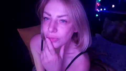 shy_girl80 online show from 11/04/25, 11:48