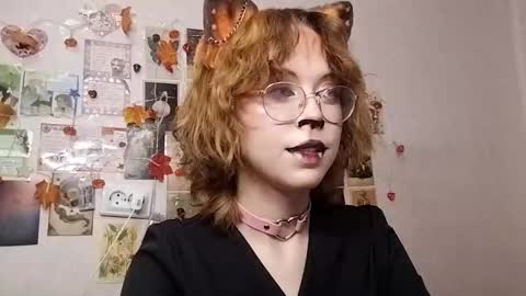 Milena online show from 10/31/25, 02:07