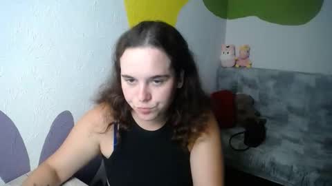 shy_lil online show from 09/10/25, 12:16