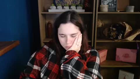 shy_lil online show from 10/06/25, 07:06