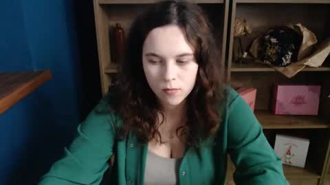 shy_lil online show from 10/13/25, 12:38