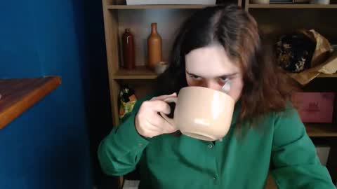 shy_lil online show from 10/20/25, 11:21