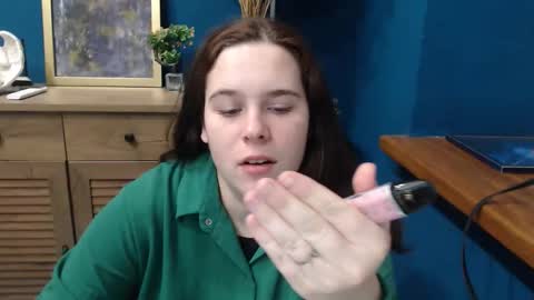 shy_lil online show from 11/07/25, 11:21