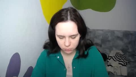Snapshot of shy_lil chatting on 01/06/26, 12:31 shy_lil online show from 01/06/26, 12:31