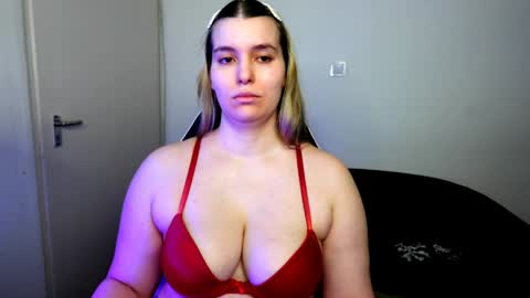 shy_nerd_babyy online show from 04/30/26, 06:36