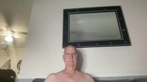 Snapshot of shy_one_cam chatting on 12/14/25, 11:48 shy_one_cam online show from 12/14/25, 11:48